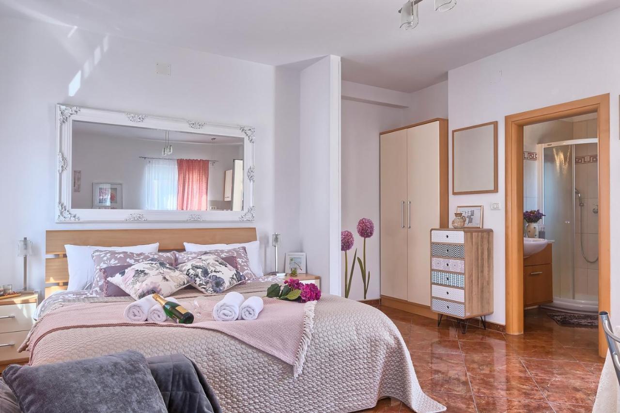 פאז'אנה Villa Mihaela מראה חיצוני תמונה