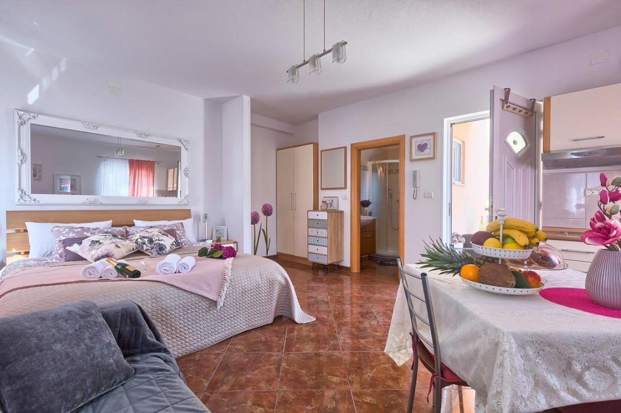 פאז'אנה Villa Mihaela מראה חיצוני תמונה